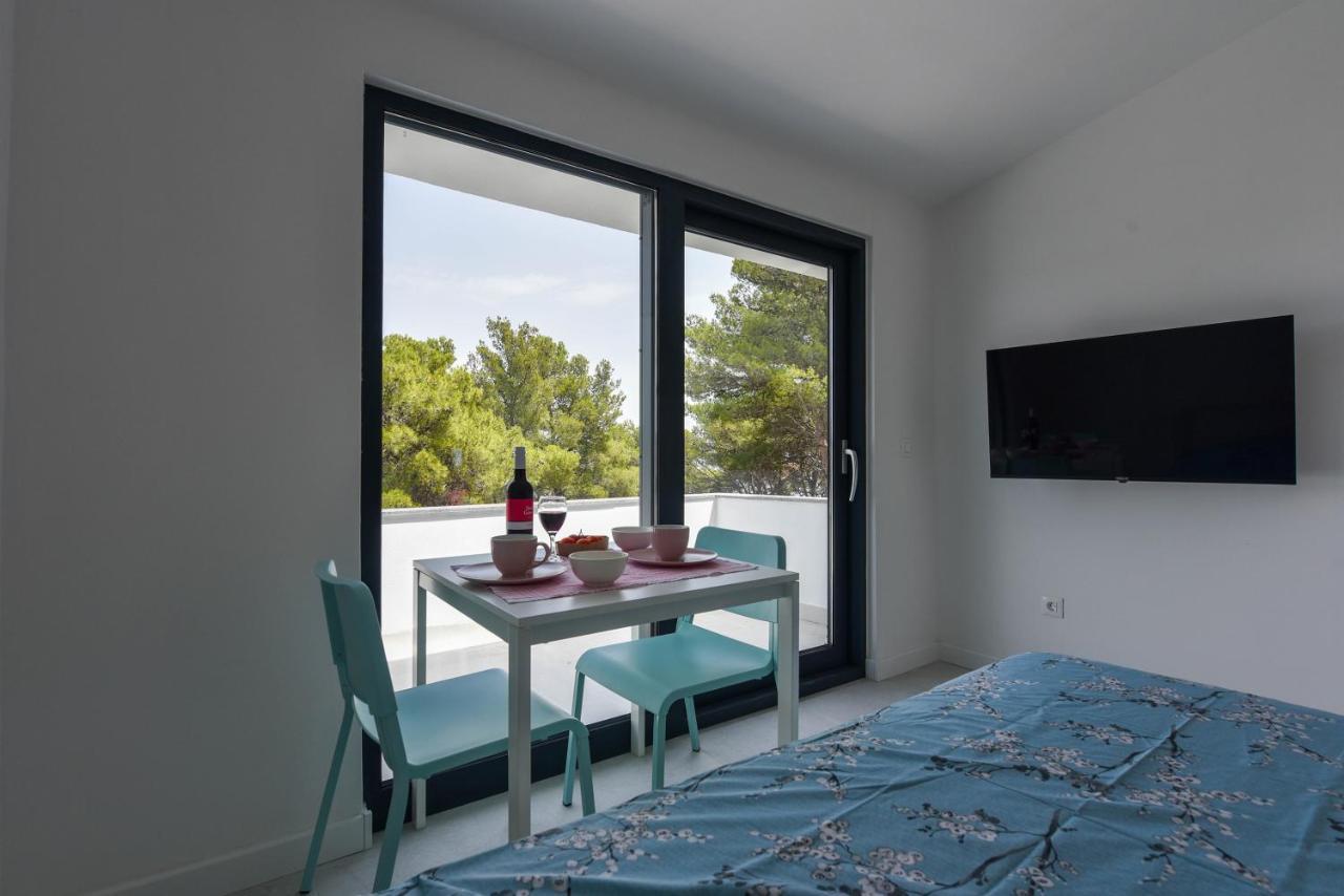 Lazaneo Seafront Apartments, Jelsa  Eksteriør billede
