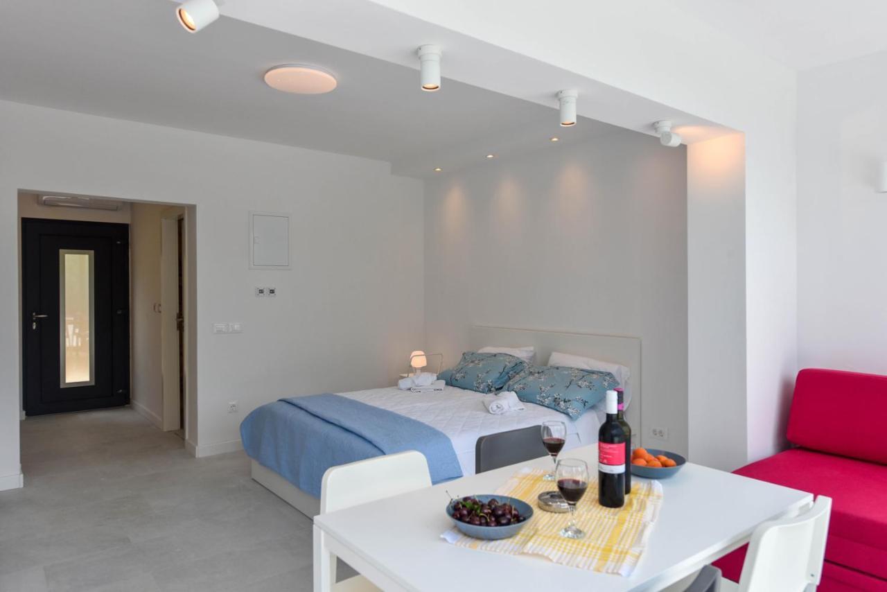 Lazaneo Seafront Apartments, Jelsa  Eksteriør billede