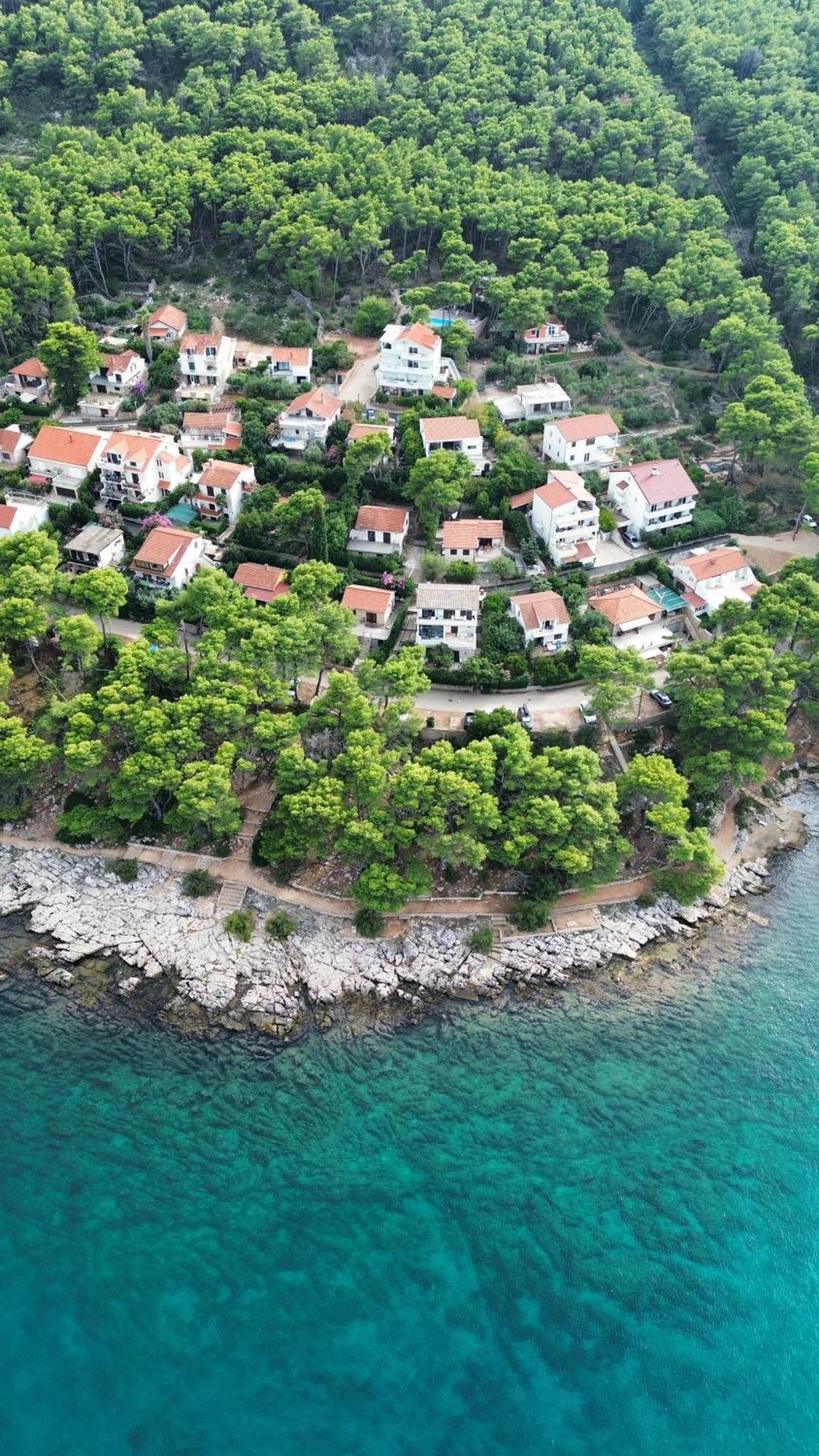 Lazaneo Seafront Apartments, Jelsa  Eksteriør billede